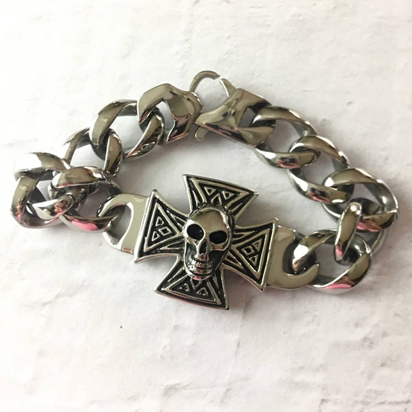 Men’s Stainless Steel Skull Cross Link Bracelet - Picture 1 of 5